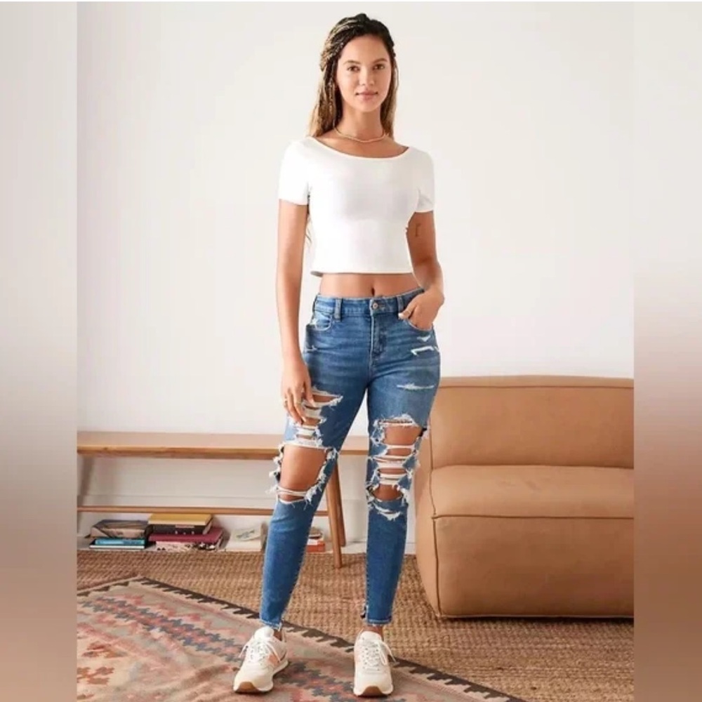 Cello Super High Rise Distressed Cut off Jeans - Picture 4 of 13